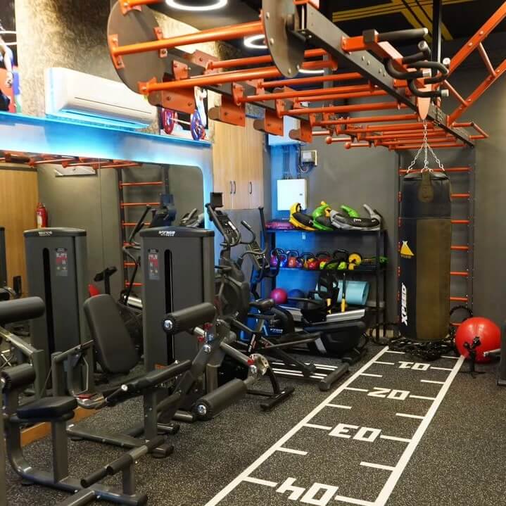 women's gym interior